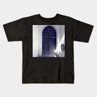 Light at the Door Kids T-Shirt